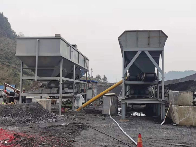 WDJ300型免基礎水穩(wěn)拌和站配臥式水泥倉